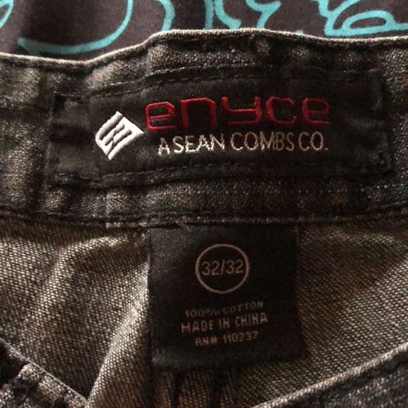 Jeans size 32 - Picture 2 of 3